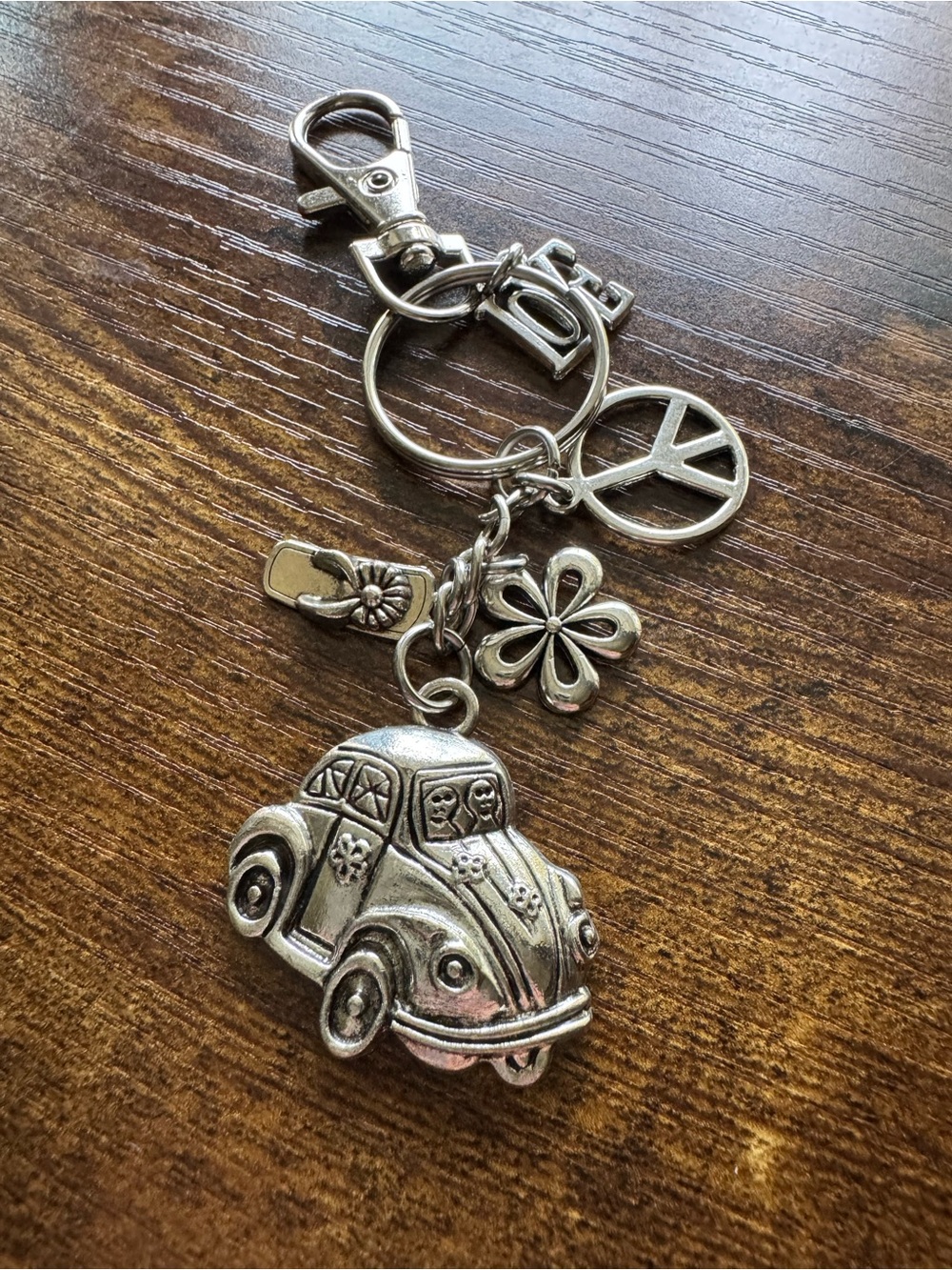 Silver Retro VW Beetle Peace & Love Purse Charm Keychain